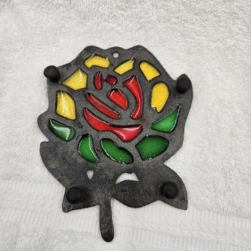 Vintage ROSE TRIVET Metal Stained Glass Look Wall Hanger Decor w/Feet Red Yellow